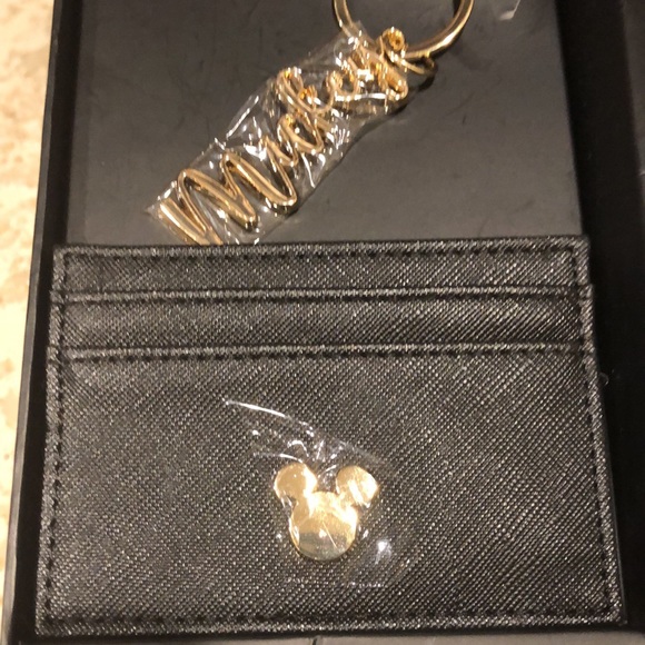 Disney Mickey Mouse Fuzzy Mini backpack gift set - Picture 4 of 12